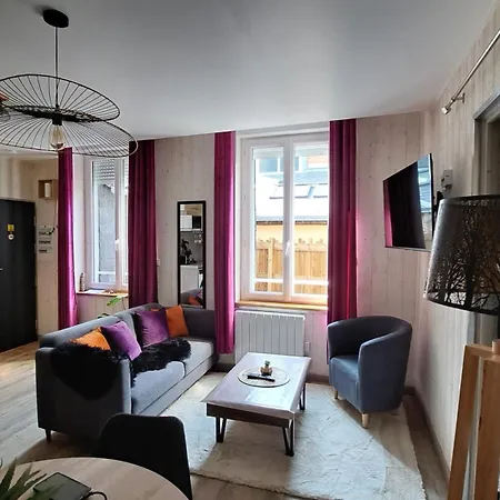 In Downtown Apartamento Châteaubriant